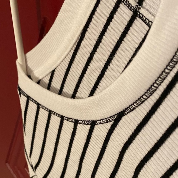 Time and True Ribbed Long Sleeve Shirt White w/Black Stripes Great Condition - Picture 5 of 5